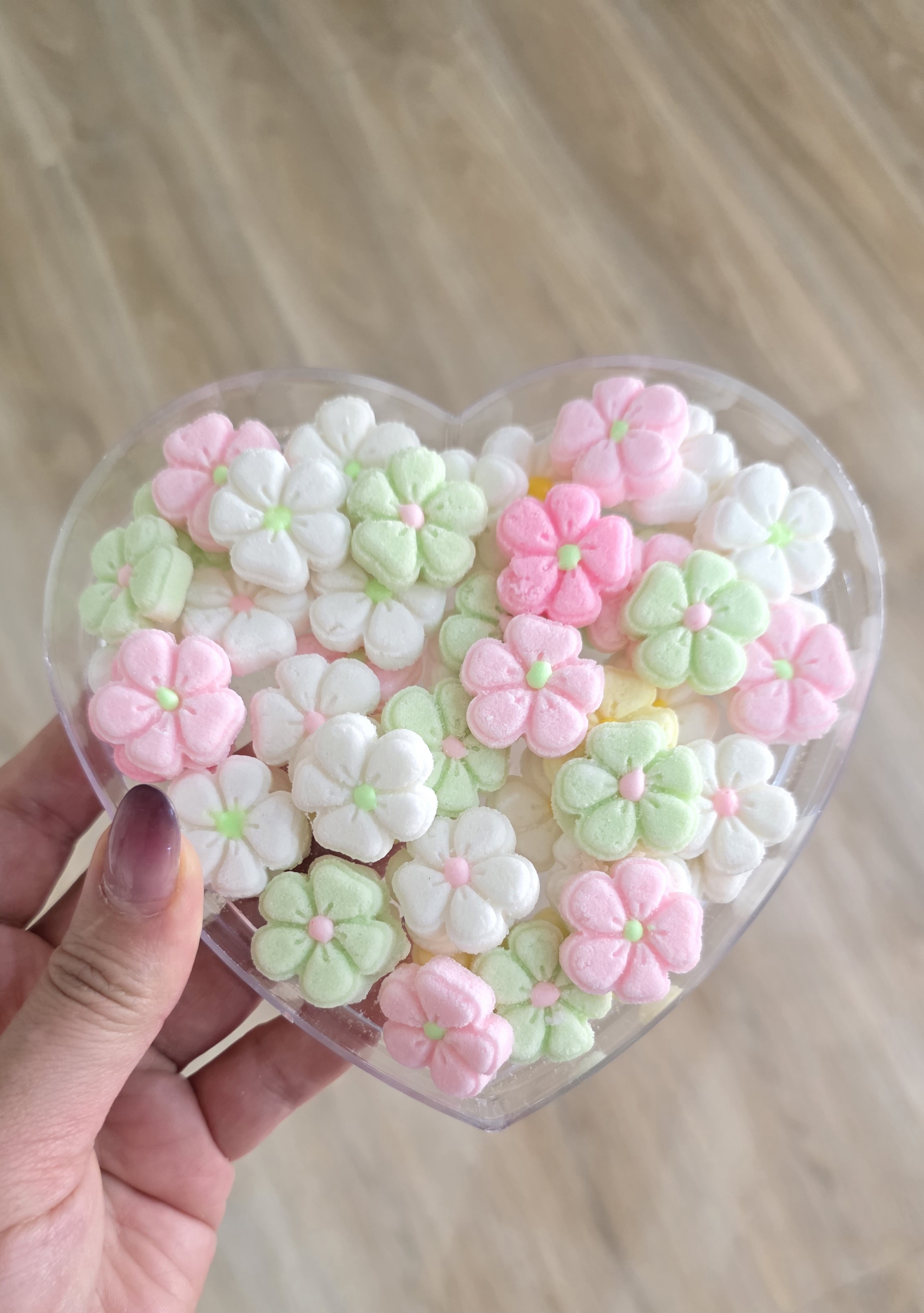 قند رنگی و میوه ای پذیرایی سیسی طرح گل