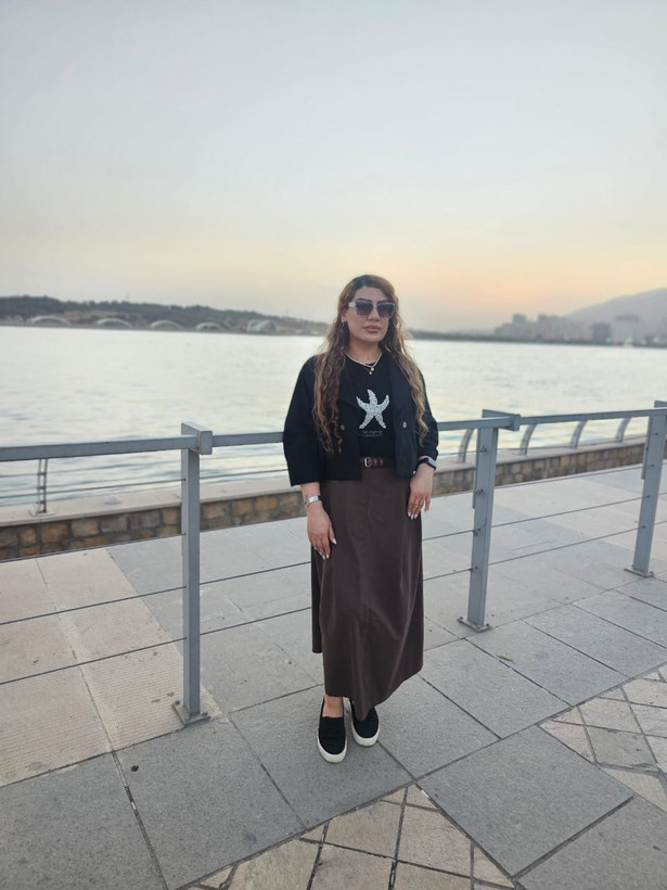 استند نبات و جا نباتی با نبات ۲۴ تایی رنگی سیسی